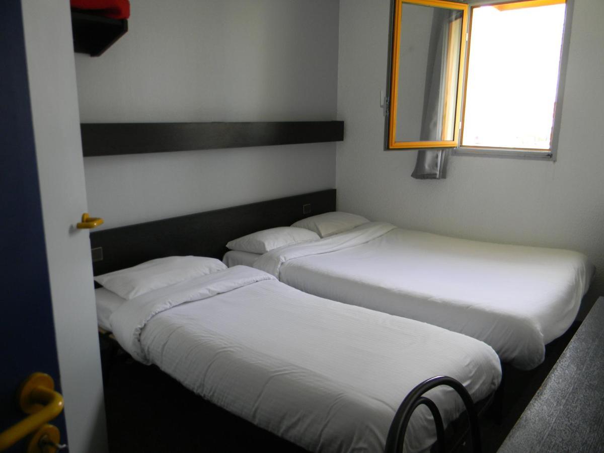 Class-Hotel Poitiers Zimmer foto