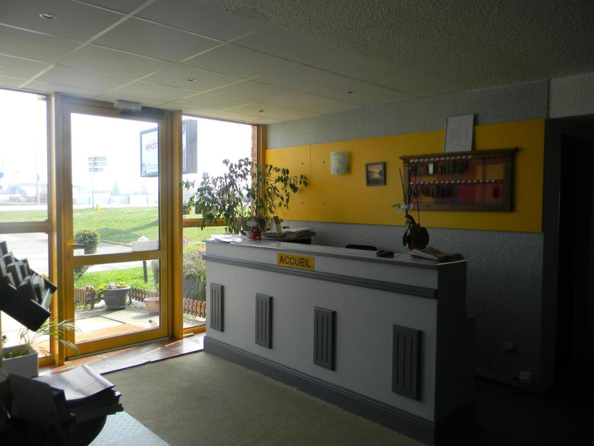 Class-Hotel Poitiers Exterior foto
