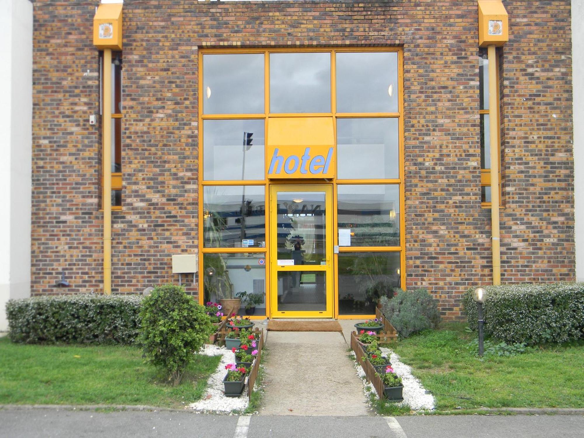 Class-Hotel Poitiers Exterior foto